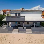 Skundric 5 By Interhome شقة فير