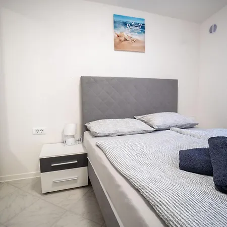 Skundric 5 By Interhome 维尔